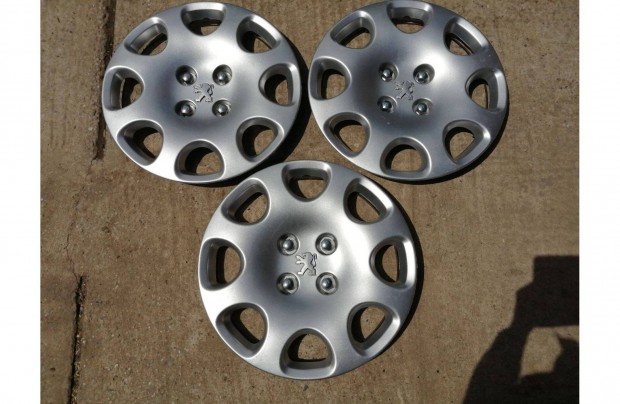 Peugeot dsztrcsa 15" 3 db