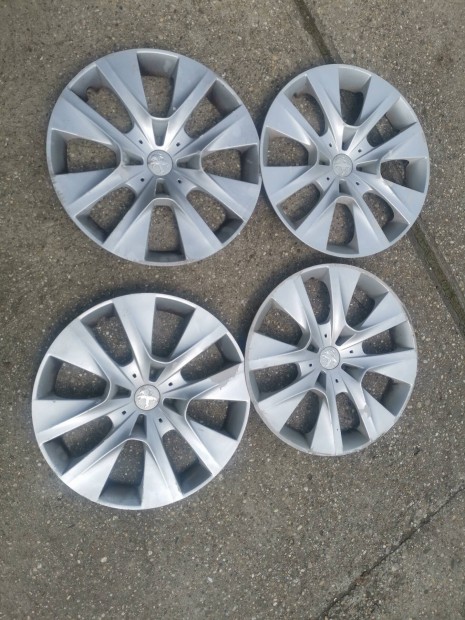 Peugeot dísztárcsa 15"