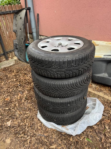 Peugeot lemezfelni garnit�ra gumival