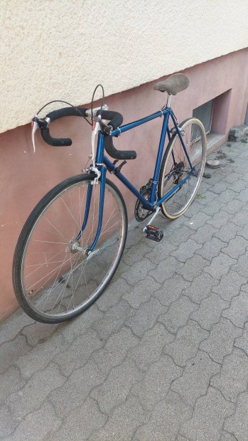 Peugeot országúti acélvázas kerékpár