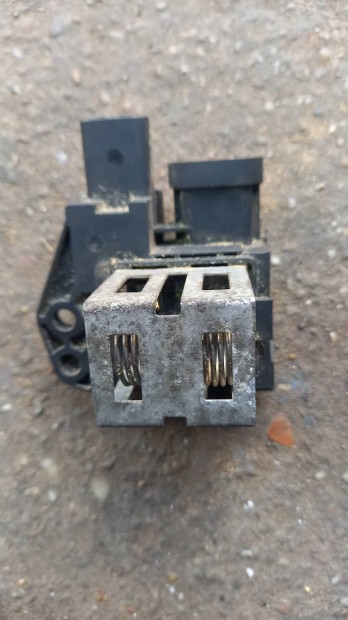 Peugeot partner Citron berlingo htmotor ellenlls 