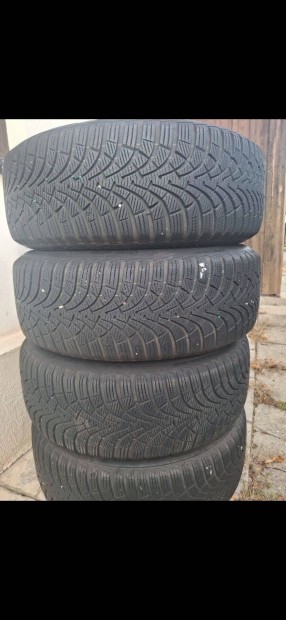 Peugeot téligumi lemezfelnivel. 205/55R16