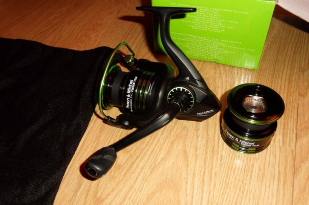 Pezon & Michel Specialist Feeder Tech Fxc FV 450 orsó eladó!!!