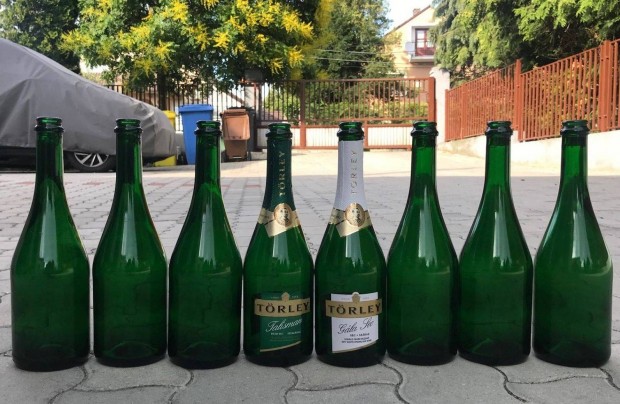 Pezsgősüveg pezsgős üveg palack 0,75 liter zöld Törley sörös palack