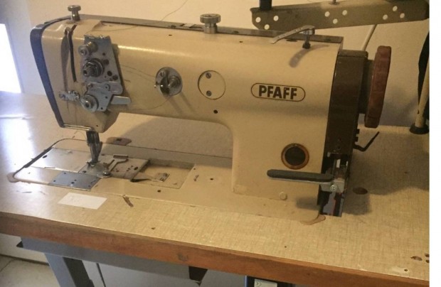 Pfaff gyorsvarr 230 V