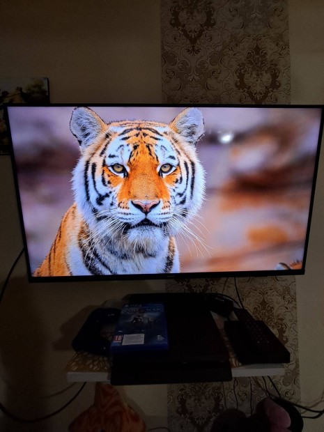 Philips 110cm android smart led 4K