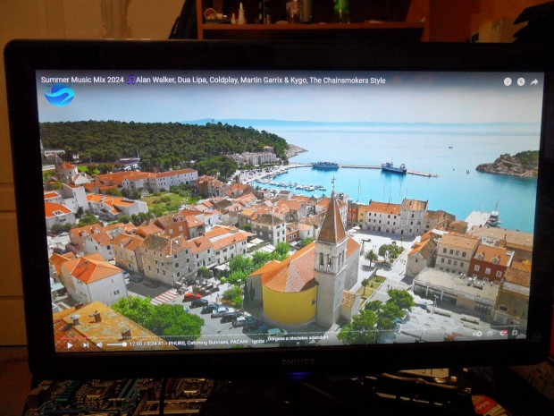 Philips 24" LED monitor-Power Szenzorral, 2X HDMI bement