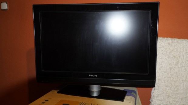 Philips 32PFL7562D/10 digitlis, szles, skkpernys LCD TV, 81cm/32"