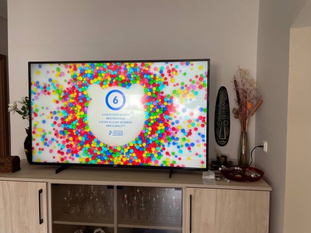 Philips 58"-os 4K UHD LED TV kis hibával