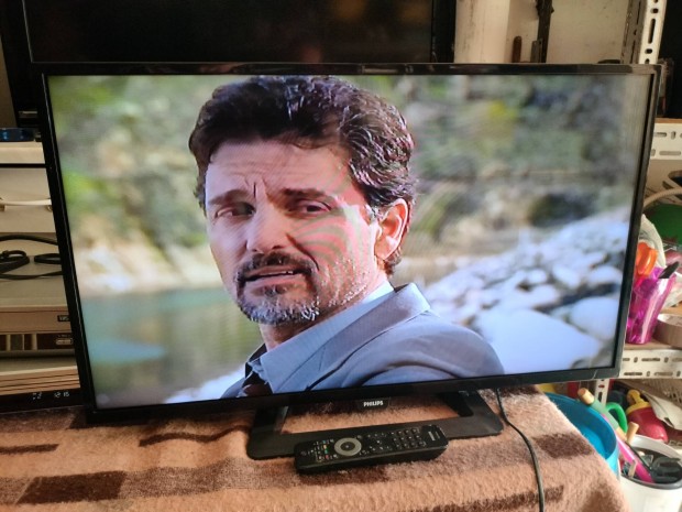 Philips 82 cm es full hd s led tv usb vel