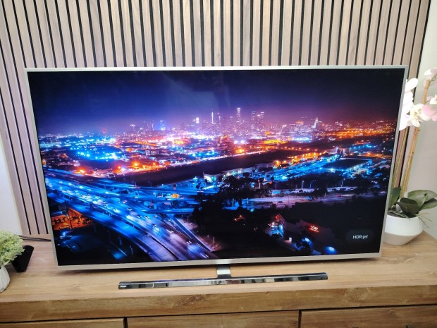 Philips Android 4K SMART WIFI 140CM LED TV. Ambilight led 