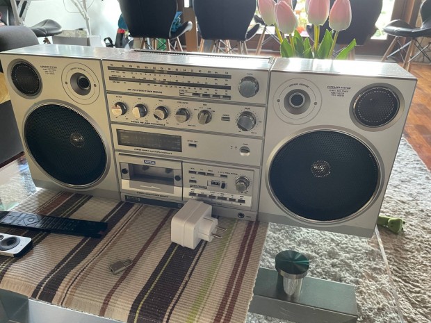 Philips Boombox nagymret brutlis. D 8614 kazetts magn