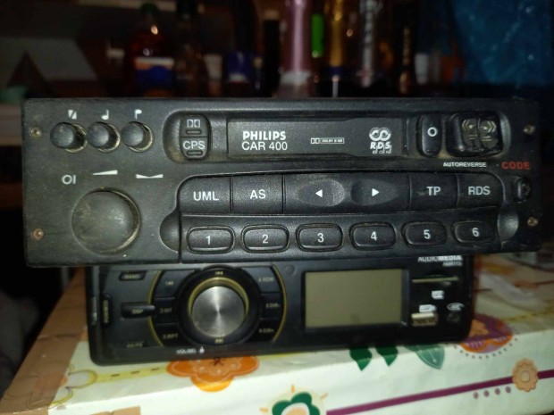 Philips CAR 400 autórádió
