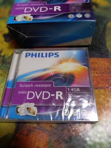 Philips DVD-R 8cm norml tokban 1,4GB 4x karcll