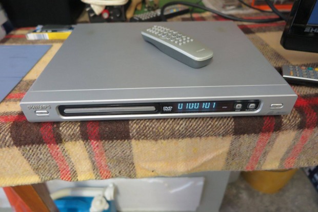 Philips DVD lejtsz 2 db egyben