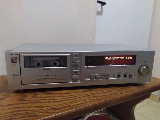 Philips F6121 magndeck