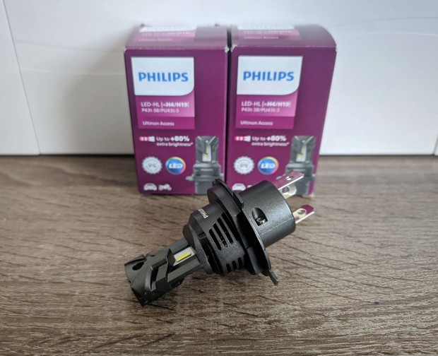 Philips LED Autó/Motor izzó H4/H19 (2db)