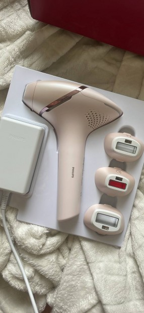 Philips Lumea IPL Hair Removar 9000