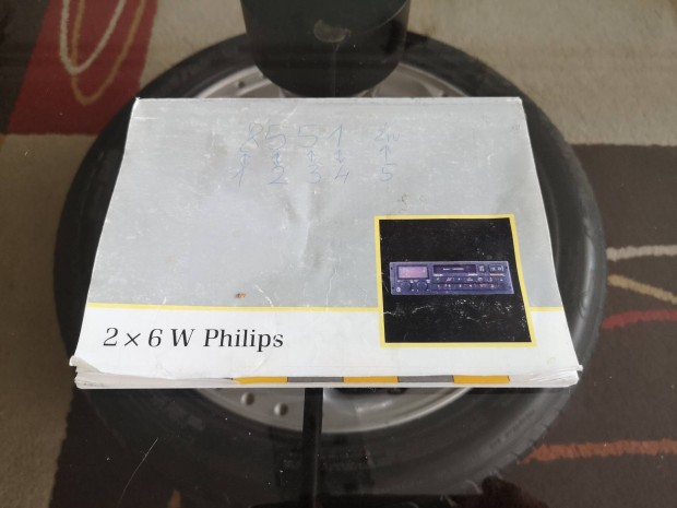 Philips Renault 90' autórádió használati utasítás