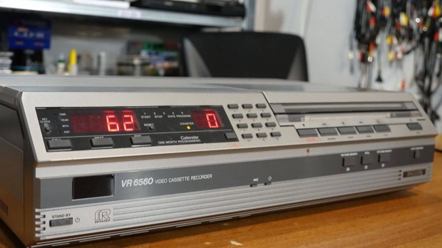 Philips VR6560 VHS Cassette Recorder