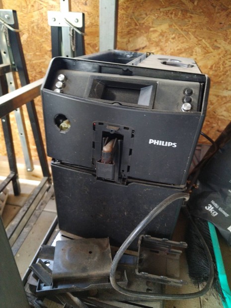 Philips+ Saeco autómata kávéfőző 2db.