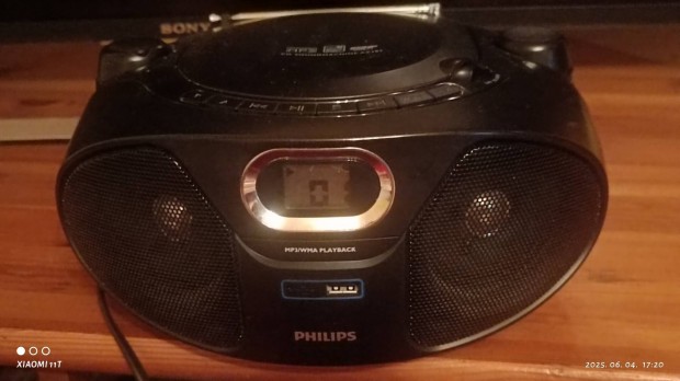Philips az 385 /12 cd, usb, rádió. Abszolút újszerű hibátlan. Posta