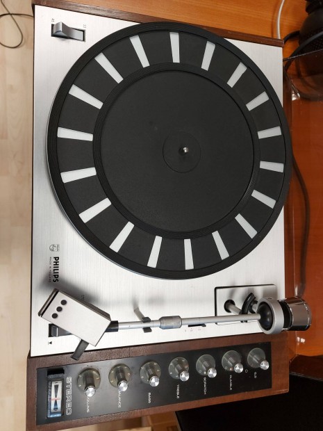 Philips gyonyoru retro hifi lemezjtsz 70-es vekbol teljesen mkodik