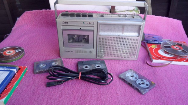 Philips hordozhat "boombox" rdi magn 4 hullm mikrofon felvtel st