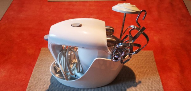 Philips kzi mixer elad
