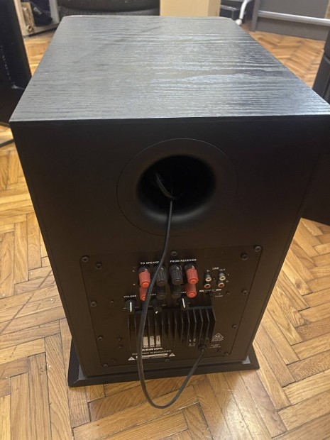 Phonar 100 High-End nmet aktiv subwoofer mlynyom sub mlylda 200w