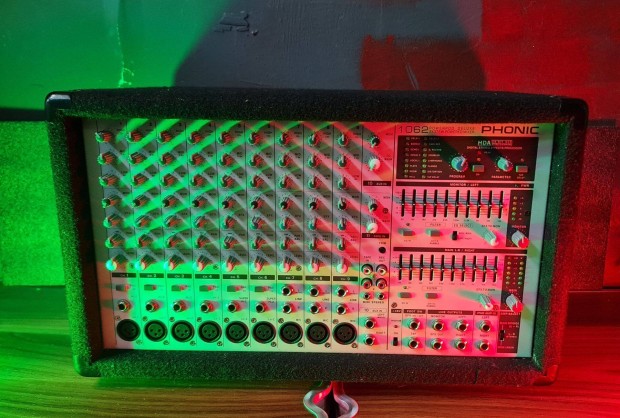 Phonic 1062 kevererst 2x375W szp llapotban, 1 hnap garancia