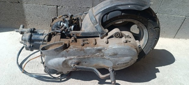 Piaggio 125 2T motor blokk