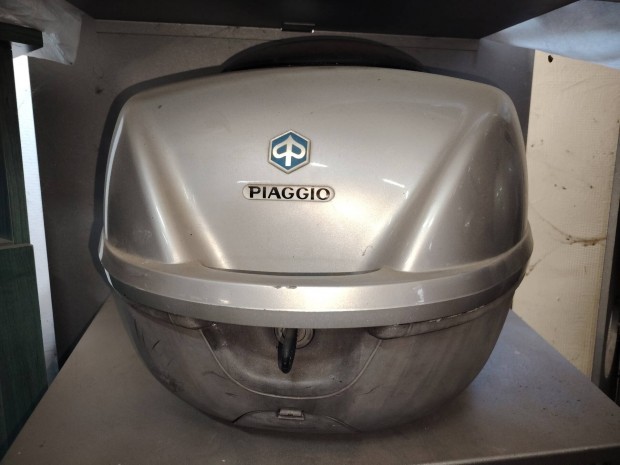 Piaggio 30 literes doboz 