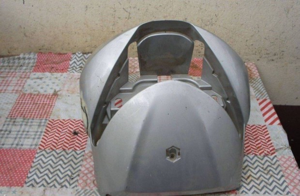Piaggio Beverly 125 200 első idom