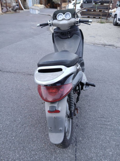 Piaggio Beverly 125 bonts, rendszmos