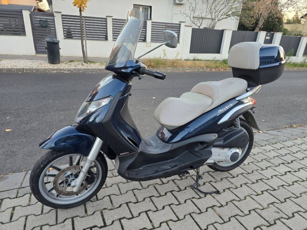 Piaggio Beverly 250i