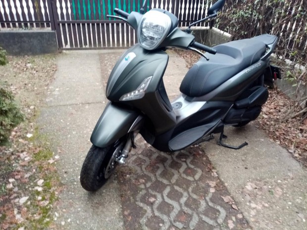 Piaggio Beverly 300 4t injection