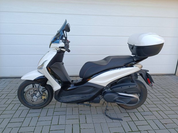 Piaggio Beverly 350 MA2_ABS/ASR_10.846 km_elad