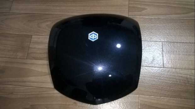Piaggio Beverly Carnaby doboz fedl j