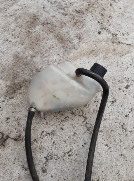 Piaggio Beverly Kiegyenlítő tartály