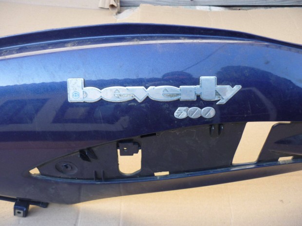 Piaggio Beverly bal �l�s alatti idom oldalidom oldal idom