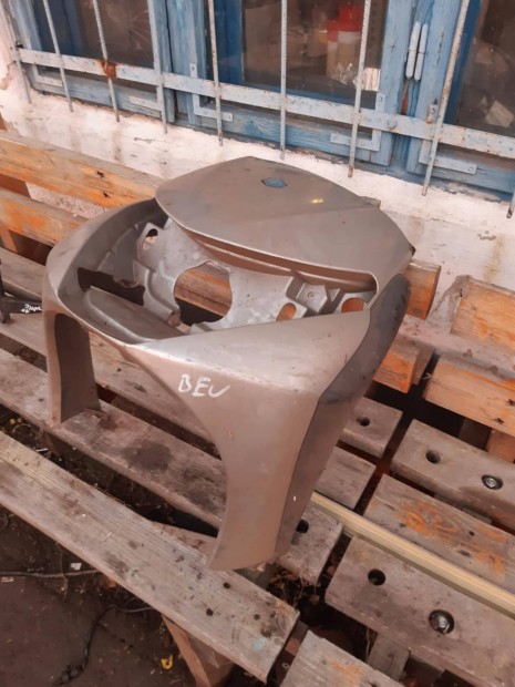 Piaggio Beverly első idom
