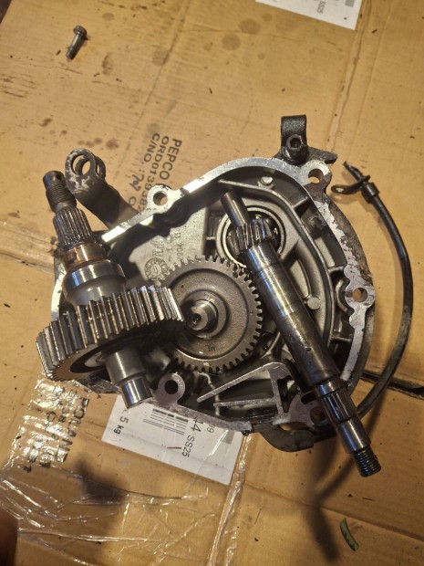 Piaggio Fly vgtttel  , hts kihajts