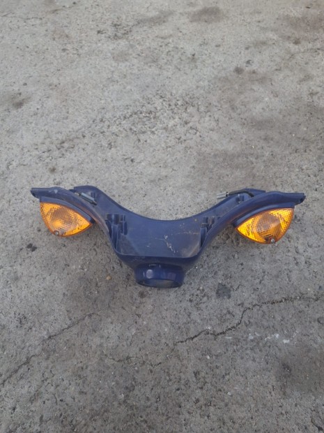 Piaggio Free fejidom als� r�sze