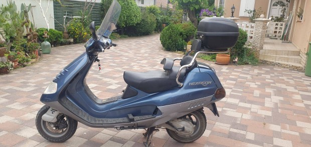 Piaggio Hexagon 180 cm3