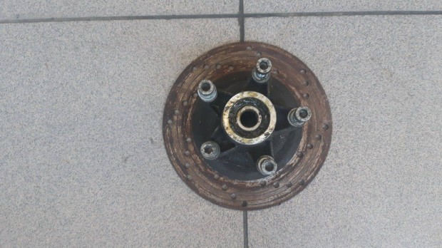 Piaggio Hexagon els� ker�kagy