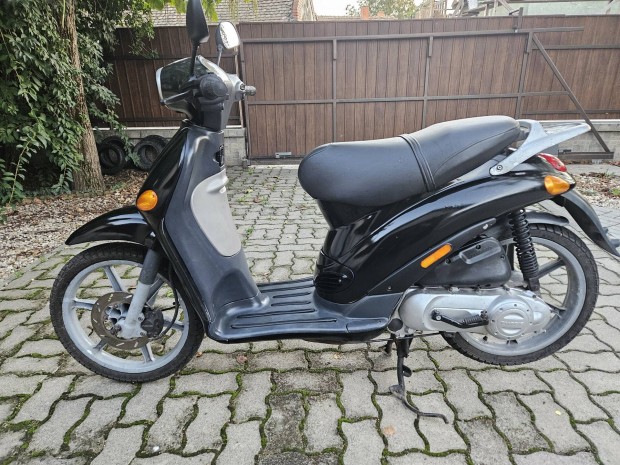 Piaggio Liberty 2T robog 