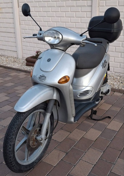Piaggio Liberty 4T 50 jszer 6000km