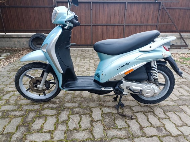 Piaggio Liberty 4T robog 