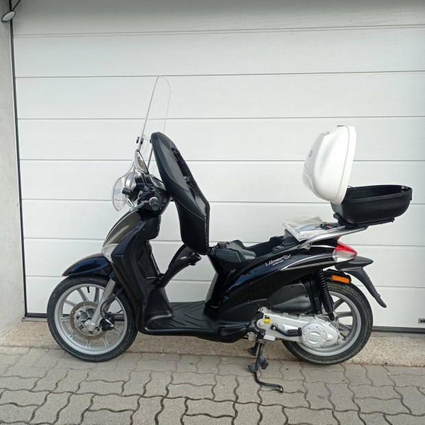 Piaggio Liberty 50 4T 2. tulajtl! Srls ment...